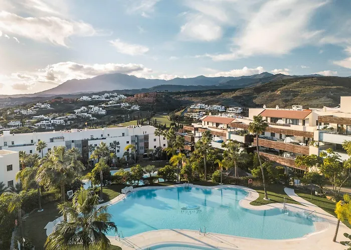 Hoyo 100 Views Terrace Pools * Estepona