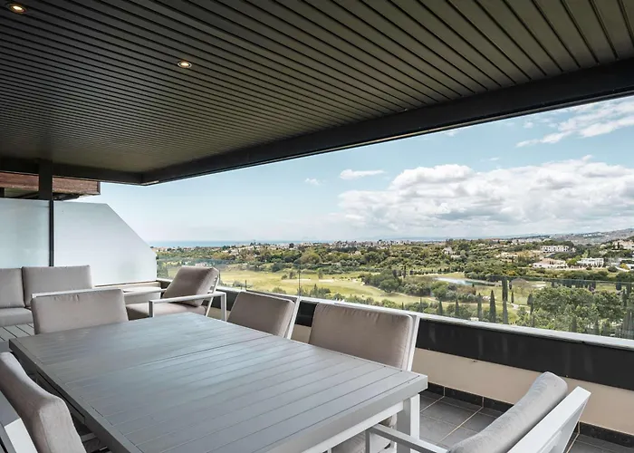 Hoyo 100 Views Terrace Pools Appartamento Estepona