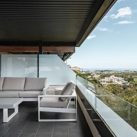 Hoyo 100 Views Terrace Pools * Estepona