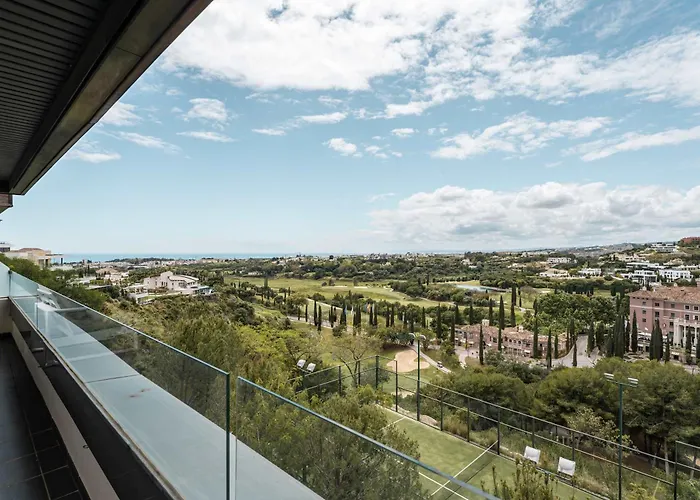 Hoyo 100 Views Terrace Pools *